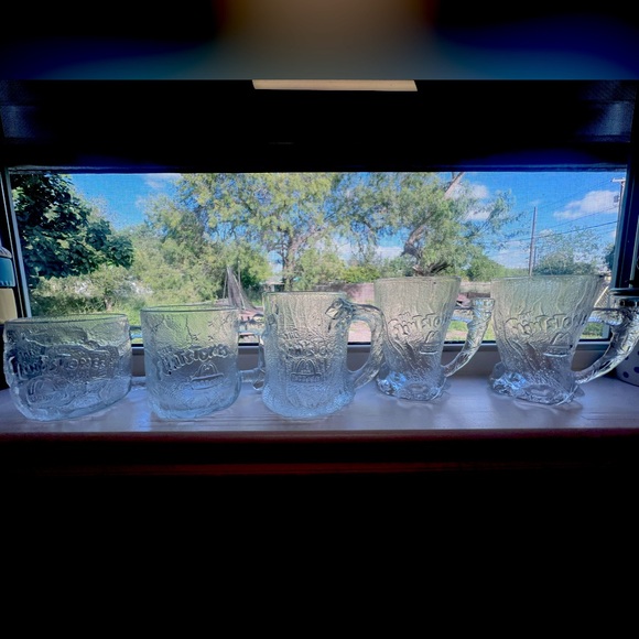 None Other - Five piece set…1990 Vintage McDonald’s Flintstone mugs.